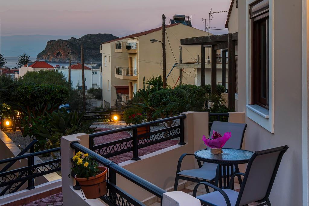 Kyriaki'S Cozy Apartments Agia Marina  Bagian luar foto